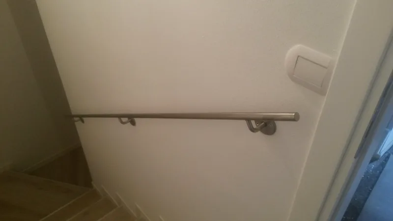 Corrimano in acciaio inox per vano scale