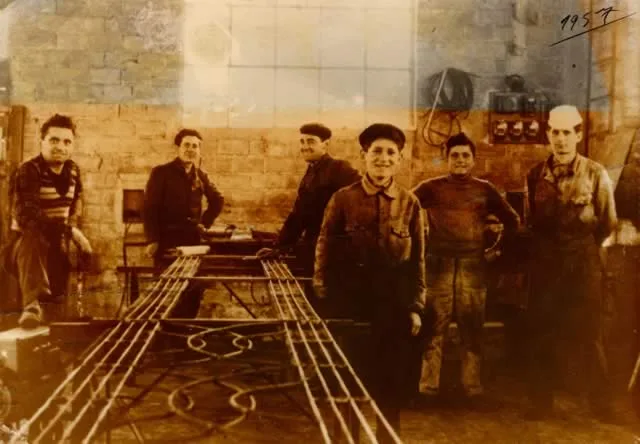 Operai della ditta Fratelli Pillon al lavoro