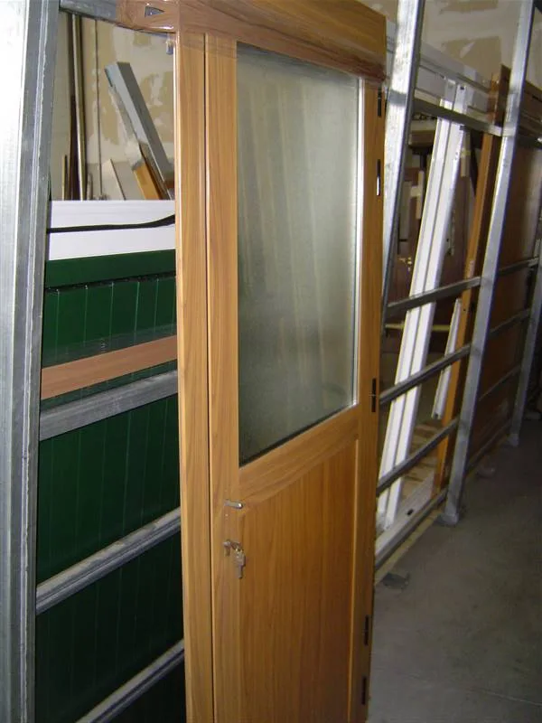 Serramenti in magazzino