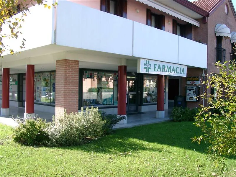 Negozi - Roveredo in Piano (Pordenone)