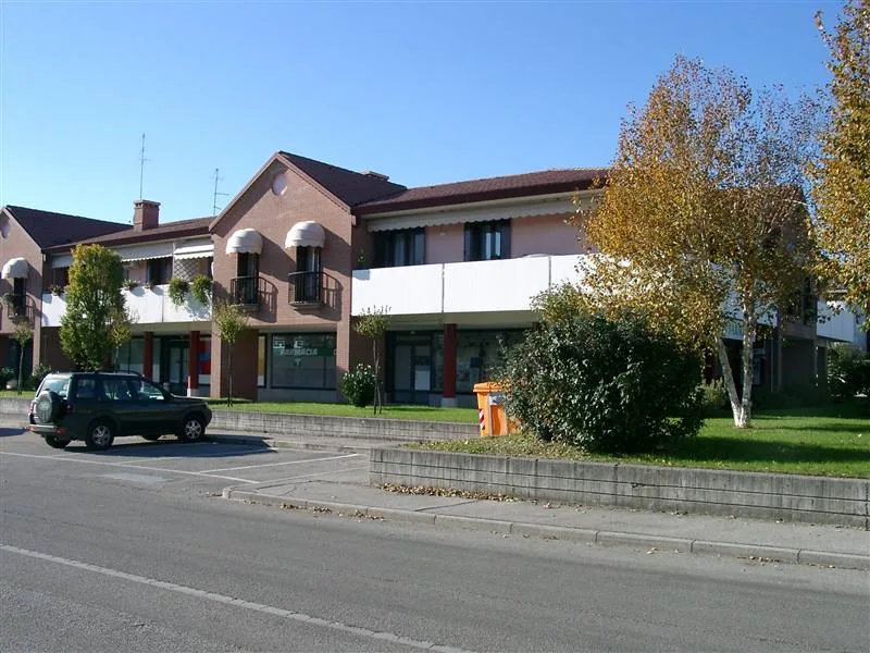 Negozi - Roveredo in Piano (Pordenone)